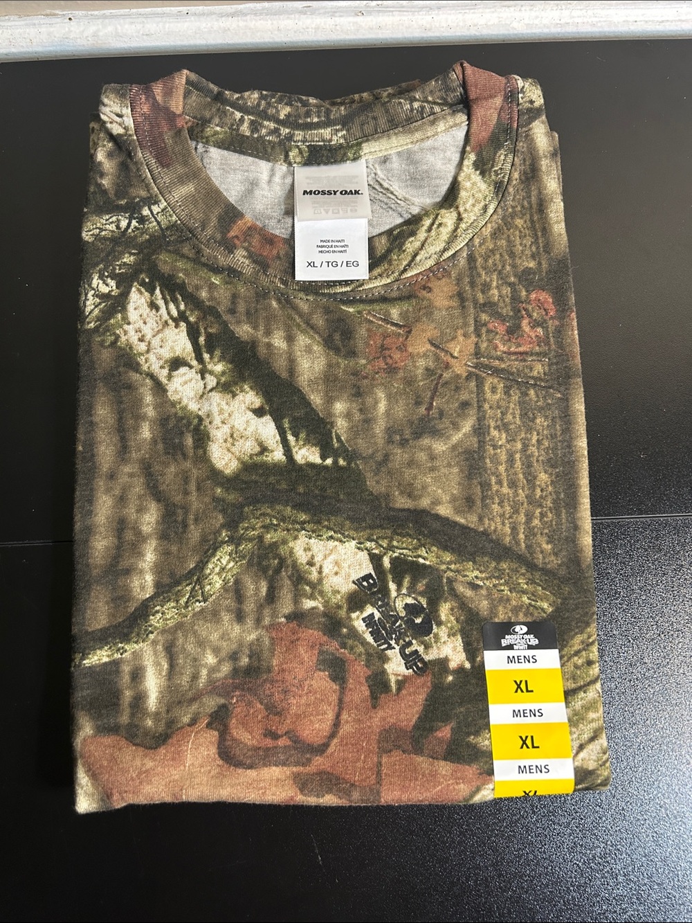 Mossy Oak Break-Up Infinity Camouflage Short Sleeve Hunting Tee Shirt Green XL.